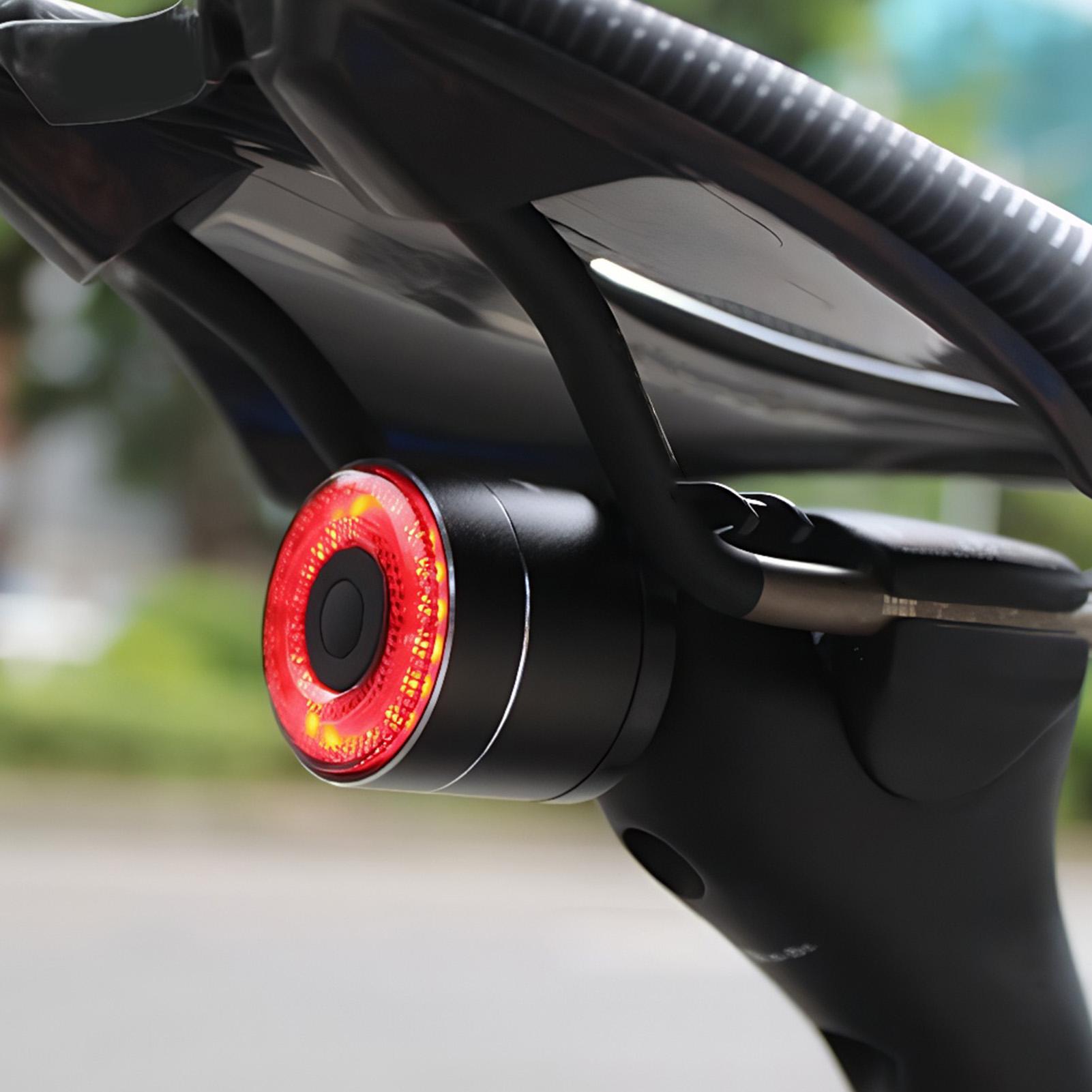 自転車ブレーキライト スマートバイクテールセンシングライト  - Commuting With Road Bike のレビューと価格